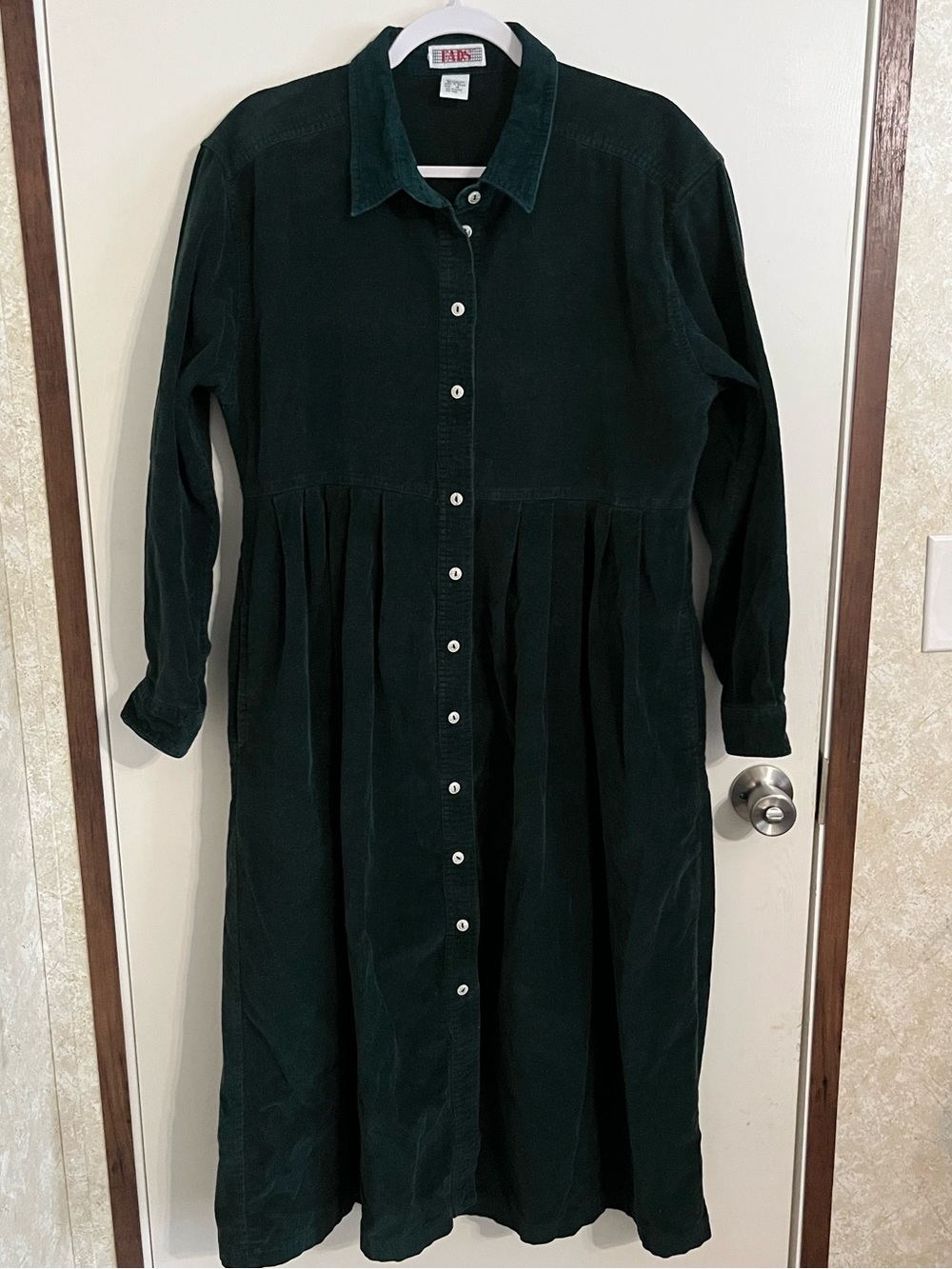 Vintage FADS Corduroy Midi Shirt Dress in Deep Green Size 16